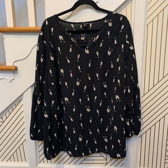 Roz & Ali Tops - Roz & Ali PLUS Womens Champagne Printed Shirt